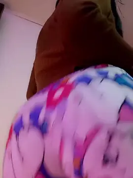 Cam4 Free Live Porn of Lindafox99