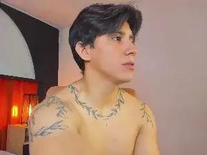 Cam4 Nude Webcam of Allex_Canno