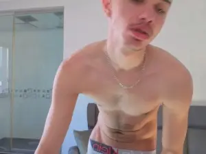 Cam4 Free Live Porn of KaydenDrew