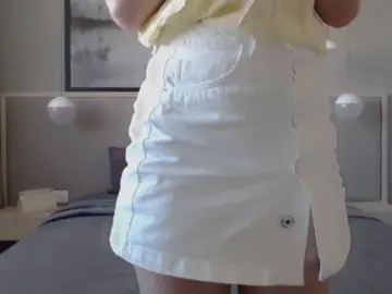 Cam4 Live Sex of ShySchoolGrl
