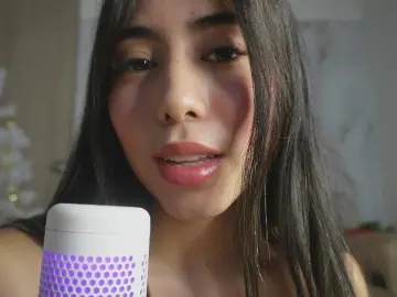 Cam4 Nude Webcam of SquirtTeen