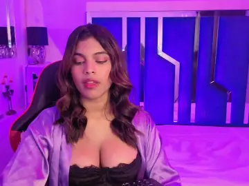 Cam4 Watch Live Sex Cams of AmyEvan