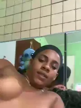 Cam4 Live Sex of bruninha204