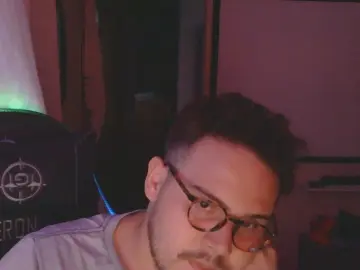 Cam4 Live Sex of victorcoelho_x