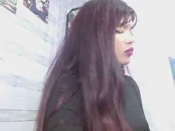 Cam4 Free Live Porn of lorecherry