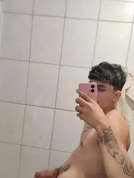 Cam4 Best Webcam of FelpsMart