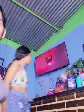 Cam4 Live Sex of girl_pee