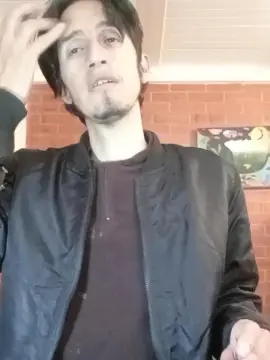 Cam4 Live Porn of johan70sexy