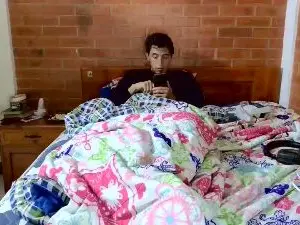 Cam4 Free Live Porn of johan70sexy