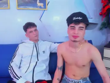 Cam4 Sex Cam of Alex_jeins_at