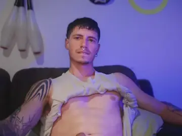 Cam4 Watch Live Sex Cams of jamesss_