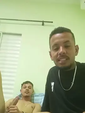 Cam4 Sex Cam of Lucascunha0202