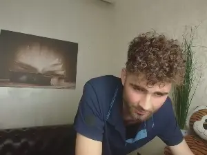 Cam4 Free Live Porn of KyloEast