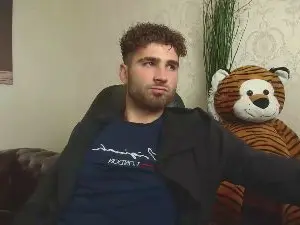 Cam4 Best live sex cam show of KyloEast