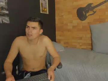Cam4 Live Sex of Liam_boy__