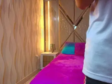 Cam4 Private Sex Chat of ThExotiCoupl3