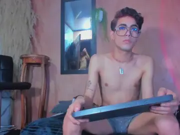 Cam4 Adult Webcams of elias_blaze