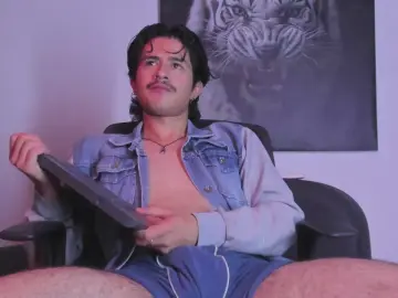 Cam4 Sex Cam of DimitriDeluxe