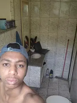 Cam4 Free Live Porn of Erick_Lucas