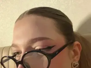 Cam4 Adult Webcam of DelorasOng