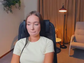 Cam4 Free Live Porn of OpalChar