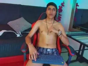 Cam4 Watch Live Sex Cams of Alan_Colthon