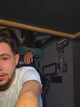 Cam4 Free Live Porn of morborojo1