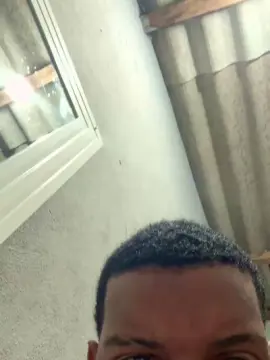 Cam4 Sex Cam of Alexmaiars