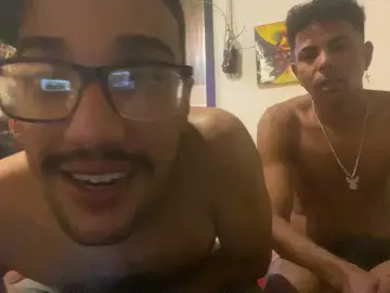 Cam4 Free Porn Cam of ticofernandez