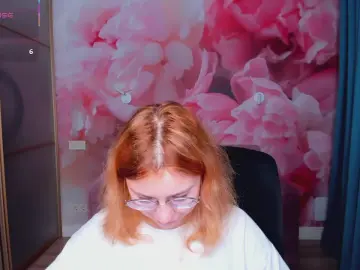 Cam4 Best Webcam of AngelinaLow