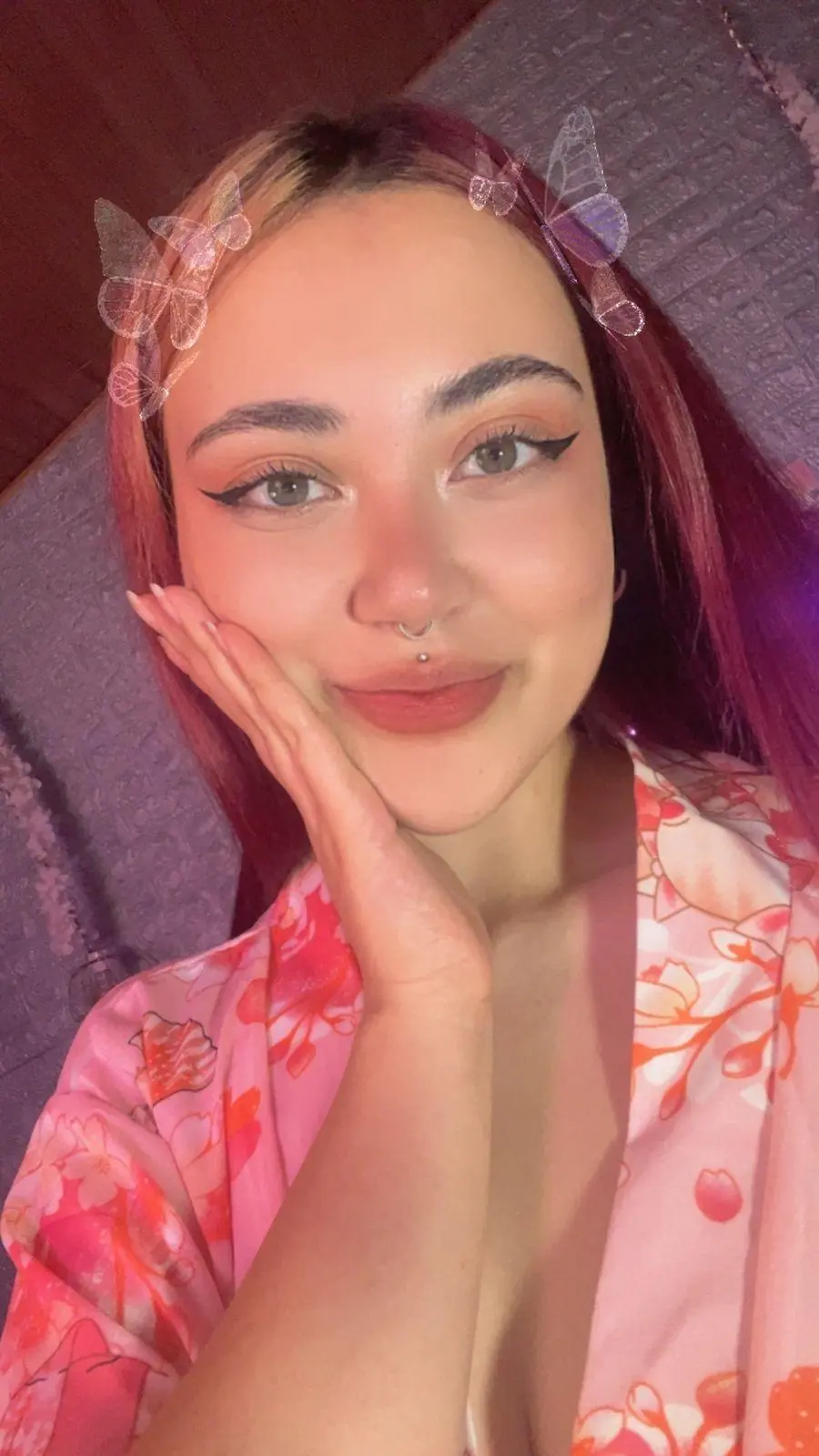 violet_smileex