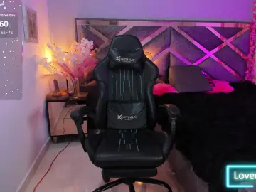 Cam4 Free Live Porn of Cherry_zayden