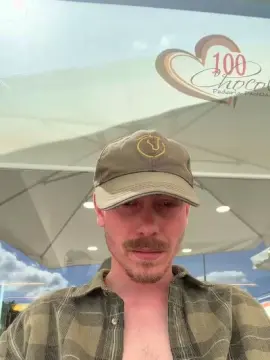 Cam4 Free Porn Cam of DinisJeitoso