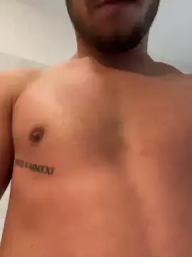 Cam4 Nude Webcam of alessand21