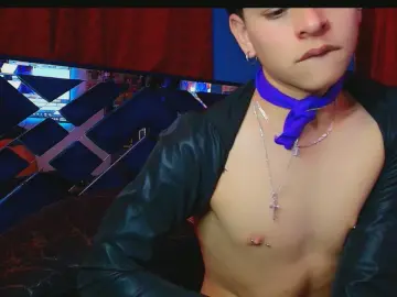 Cam4 Nude Webcam of luke_howland