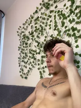 Cam4 Sex Chat of bravo_maestro