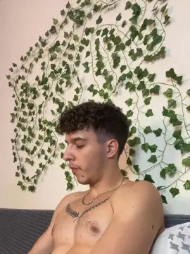 Cam4 Adult Webcams of bravo_maestro