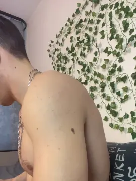 Cam4 Sex Chat of bravo_maestro