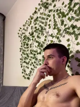 Cam4 Live Sex of bravo_maestro