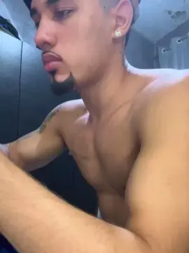 Cam4 Free Live Porn of Novin_rj00