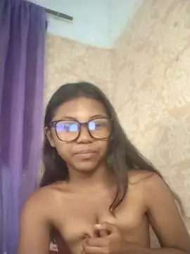 Cam4 Live Sex of Maella2