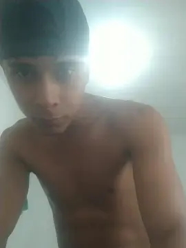 Cam4 Live Sex Cam of Papi2025