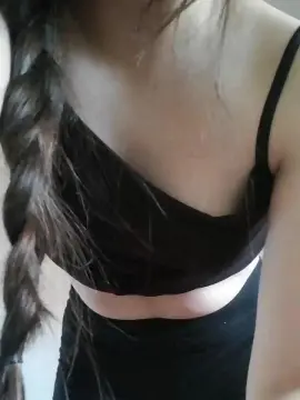 Cam4 Nude Webcam of petitesantaslut