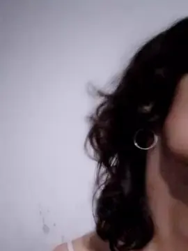 Cam4 Watch Live Sex Cams of IzabellaA1
