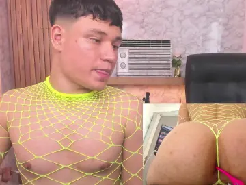 Cam4 Free Porn Cam of AndrewPeach