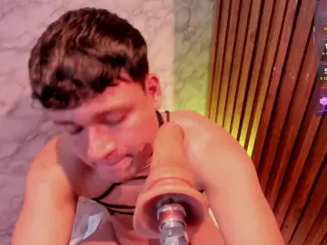 Cam4 Watch Live Sex Cams of AndrewPeach