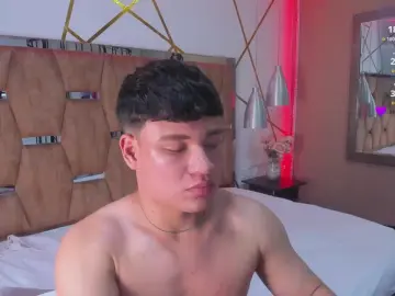 Cam4 Best live sex cam show of AndrewPeach