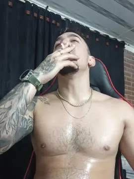 Cam4 Free Porn Cam of Im_massimo777