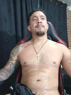 Cam4 Adult Webcam of Im_massimo777