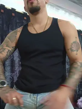 Cam4 Live Sex Cam of Im_massimo777